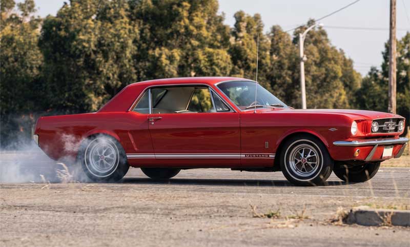 Ford Mustang GT 300