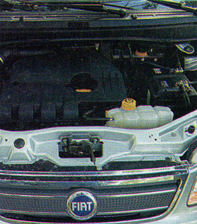 Chevrolet Meriva GLS 1.8 16v vs Fiat Idea HLX 1.8