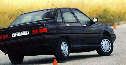 Ford Sierra 2.0i GL vs Renault 21 Ti