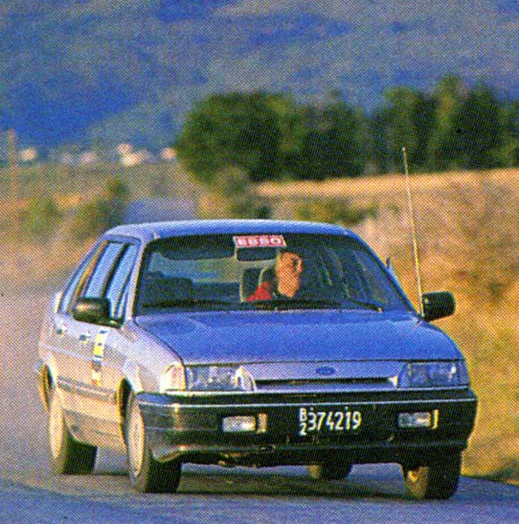 Ford Galaxy 2.0i Ghia