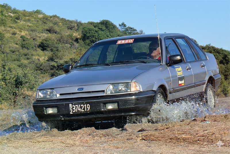 Ford Galaxy 2.0i Ghia
