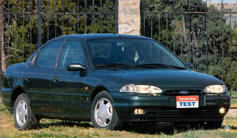 Ford Mondeo Ghia 2.0 16v Autom&aacute;tico 4 puertas