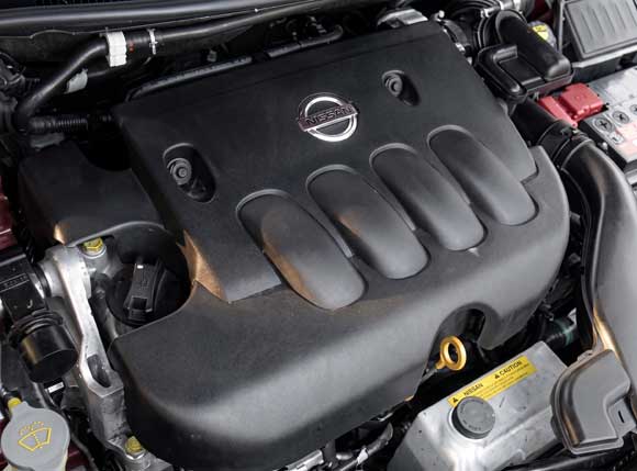 Nissan Tiida 1.8 Tekna