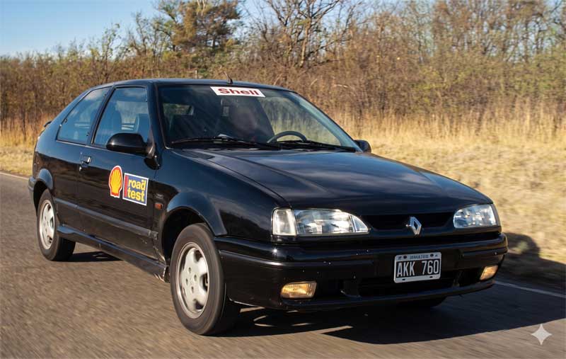 Renault 19 RTi 3 puertas