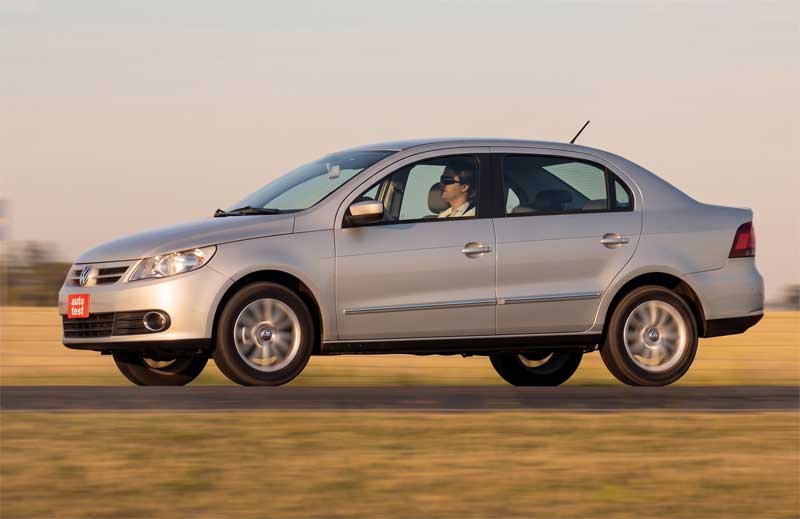 Volkswagen Voyage 1.6 Highline