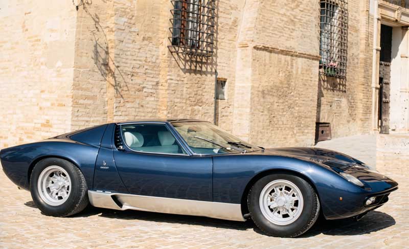 Lamborghini Miura P400 SV