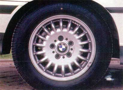 BMW 325i Coup&eacute;