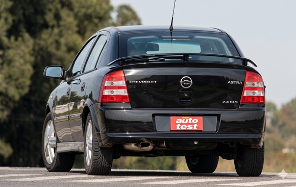 Chevrolet Astra 2.4 GLS 5 puertas 