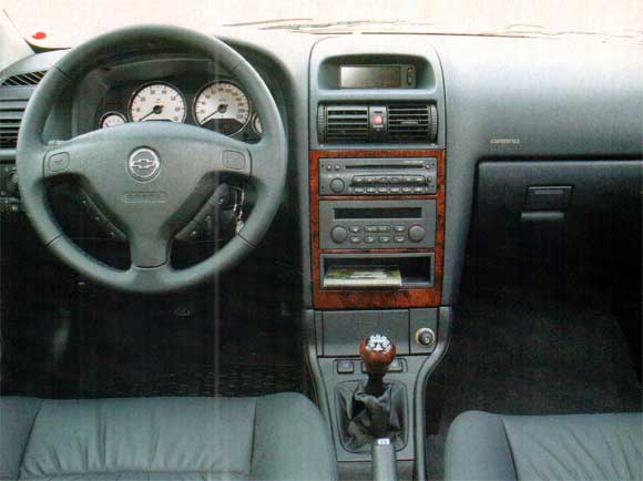 Chevrolet Astra 2.4 GLS 5 puertas 
