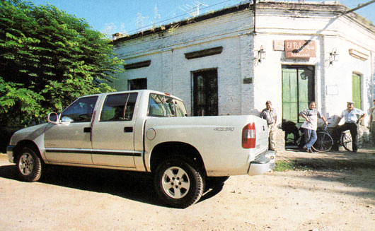 Chevrolet S10  DLX 4x4