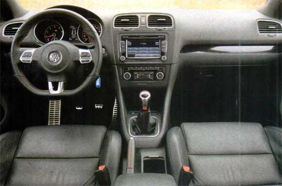 Peugeot RCZ vs Renault Megane III RS vs Volkswagen Golf GTi