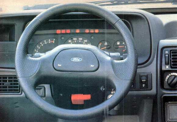 Ford Escort XR3 vs Volkswagen Gol GTi