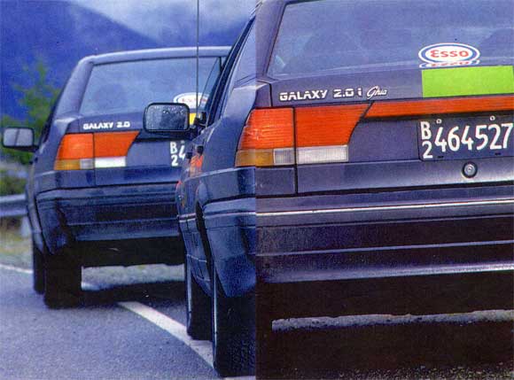 Ford Galaxy 2.0 vs Ford Galaxy 2.0i 