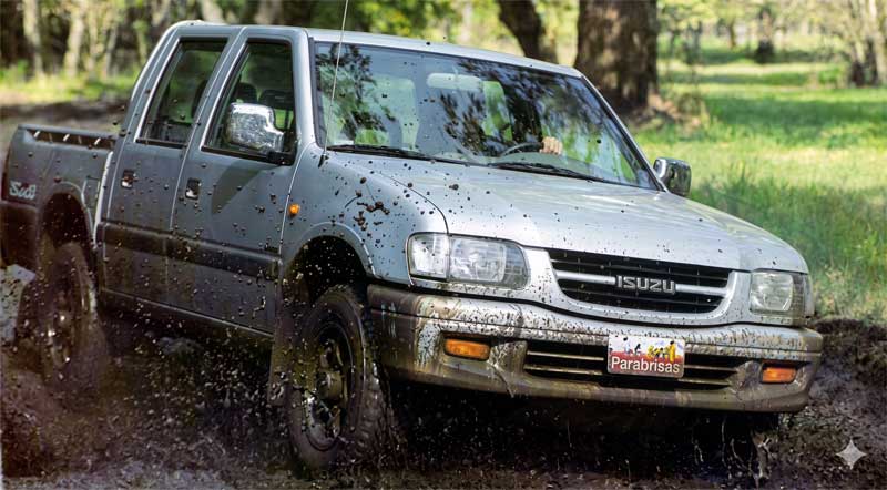 Isuzu LS 3.1 D Cabina Doble 4x4
