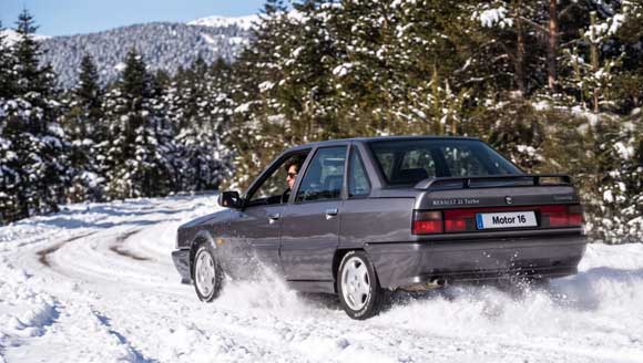 Renault 21 Turbo Quadra 4x4