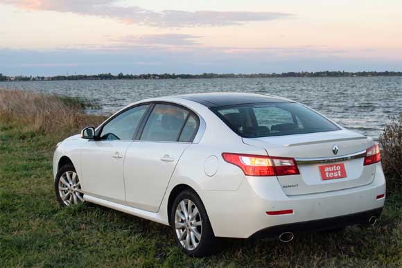 Renault Latitude Privilege V6